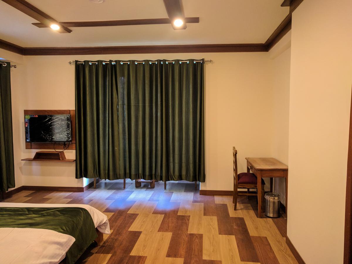 Tanglewood Villa Маналі Екстер'єр фото