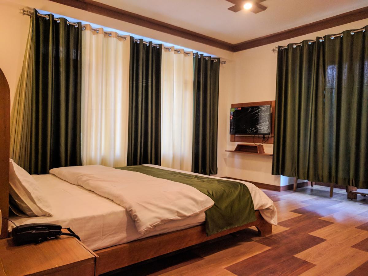 Tanglewood Villa Маналі Екстер'єр фото